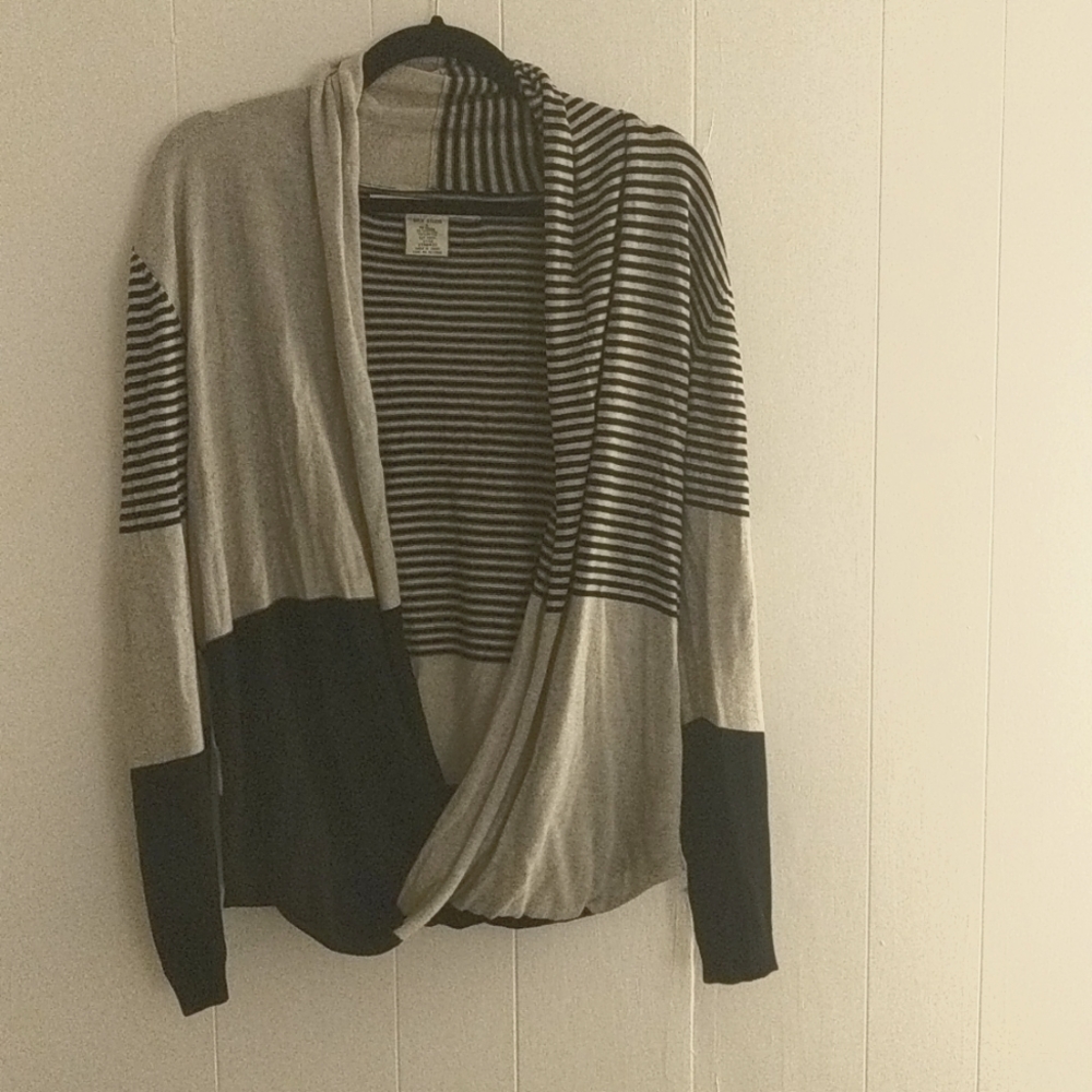 Women's sweater